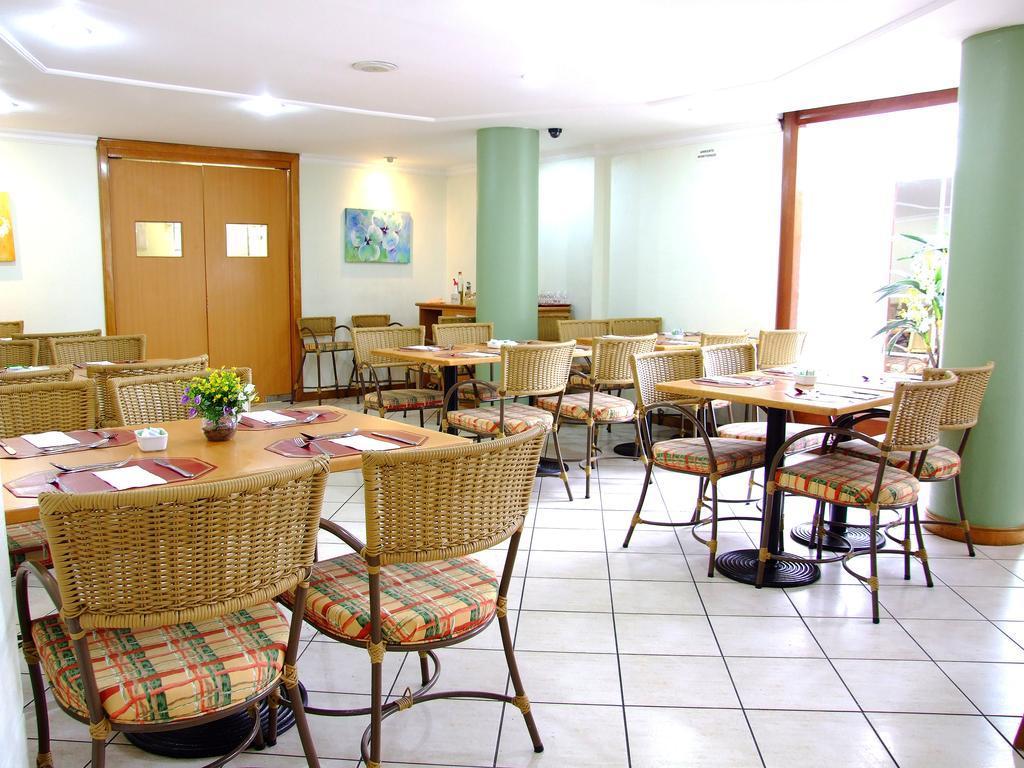 Hotel Dan Inn Curitiba Centro By Nacional Inn Extérieur photo