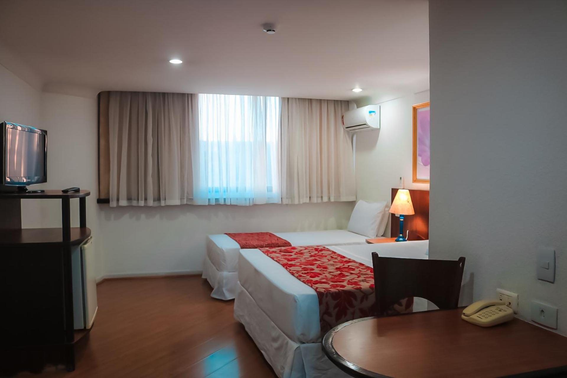 Hotel Dan Inn Curitiba Centro By Nacional Inn Extérieur photo